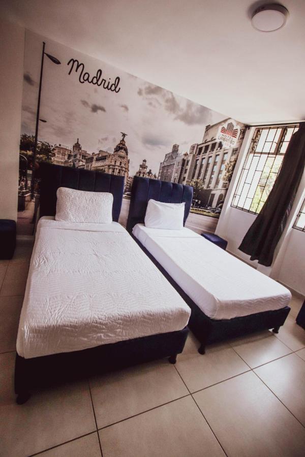 Aw Hotel Urban 80 Μεντεγίν Εξωτερικό φωτογραφία