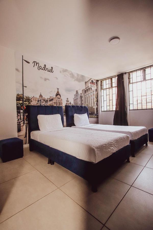 Aw Hotel Urban 80 Μεντεγίν Εξωτερικό φωτογραφία
