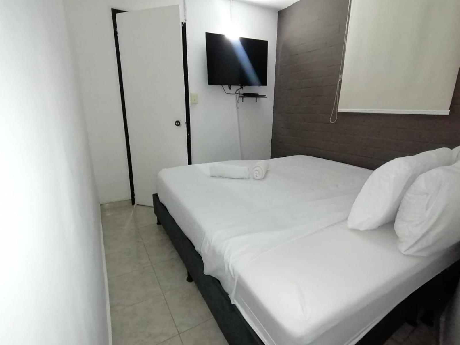 Aw Hotel Urban 80 Μεντεγίν Εξωτερικό φωτογραφία